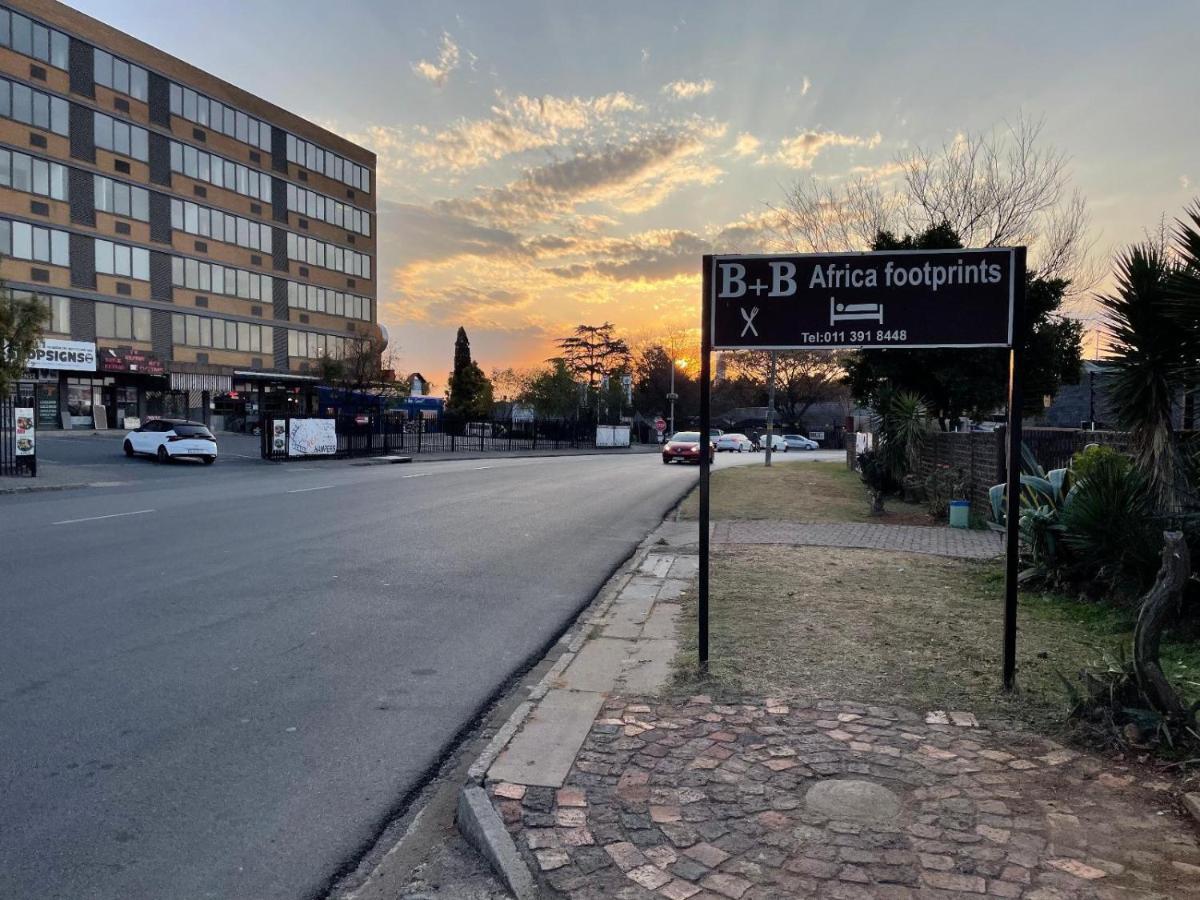 Africa Footprints Lodge Kempton Park Exterior photo